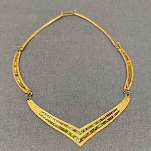 Silver necklace with shell inlay